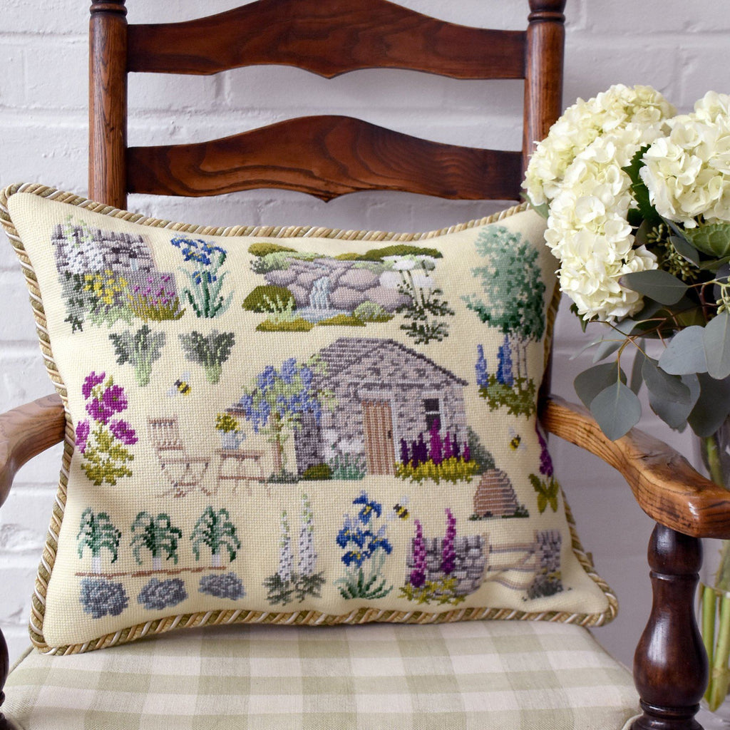 Chelsea Yorkshire Garden Needlepoint Kit Elizabeth Bradley Design 